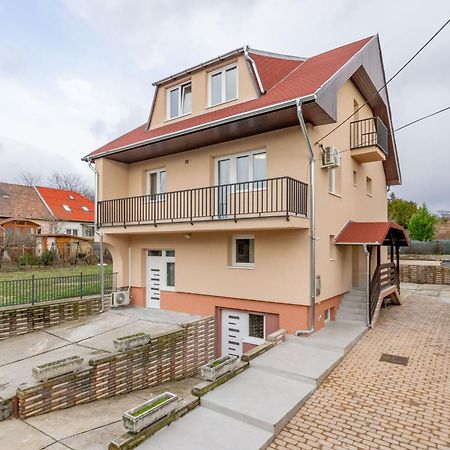 Gardencity Villa Apartman Boedapest Buitenkant foto